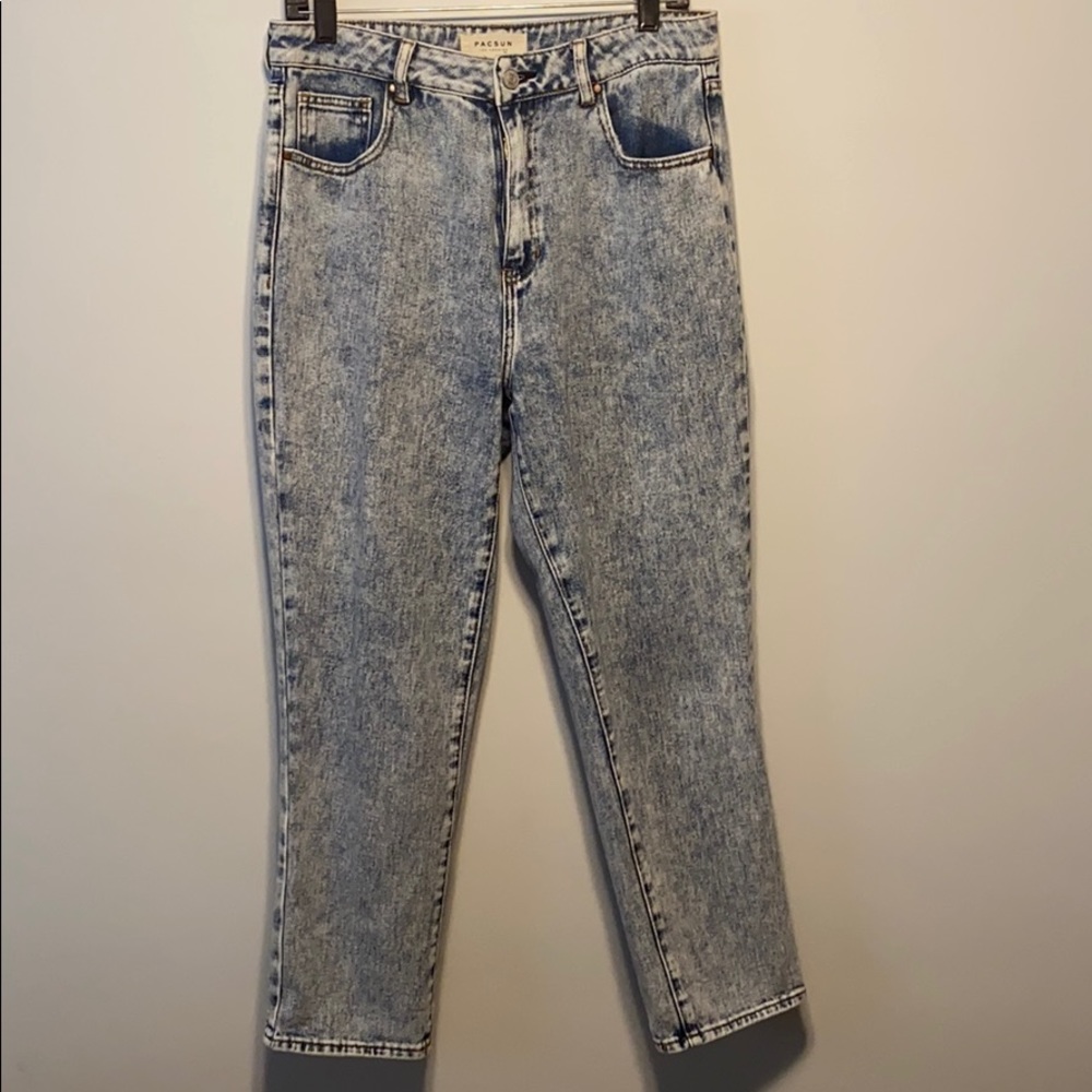 Mom jeans